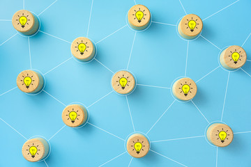 幼儿园小班教案《认识水果》