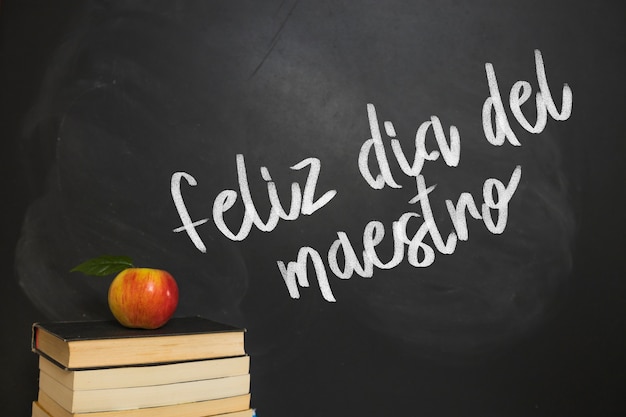 幼儿园小班教案《认识水果》