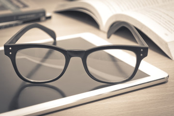 幼儿园小班教案《认识水果》